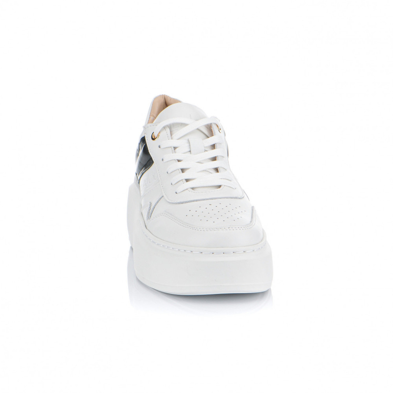 LILA LOU white sneakers