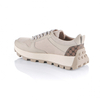 LILA LOU beige sneakers