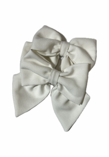 LILA LOU bow white