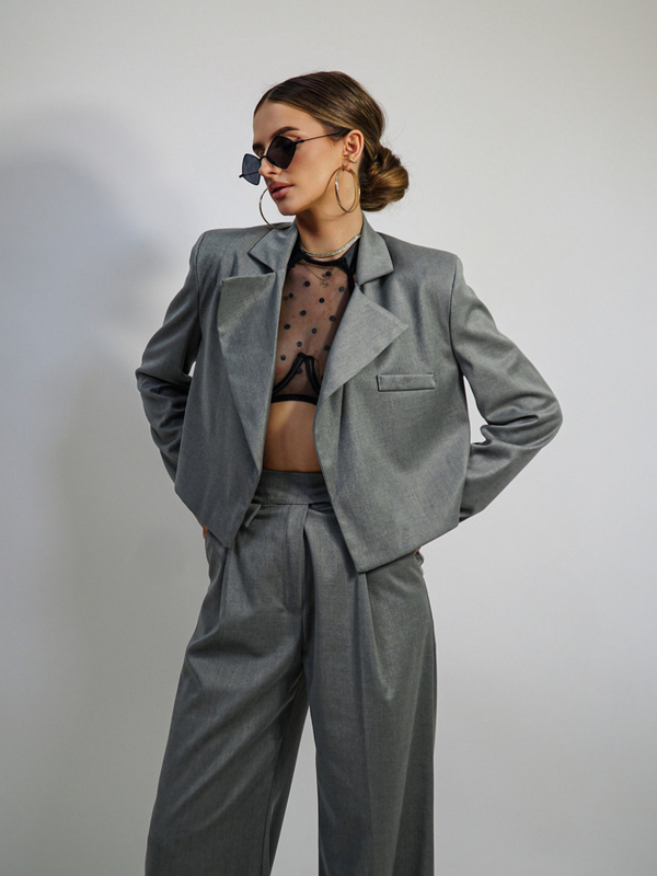 BEYONCE grey suit