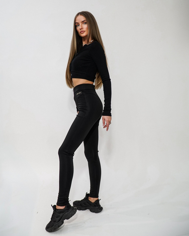 Black insulated leggings