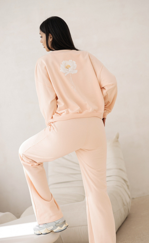 KIM peach tracksuit