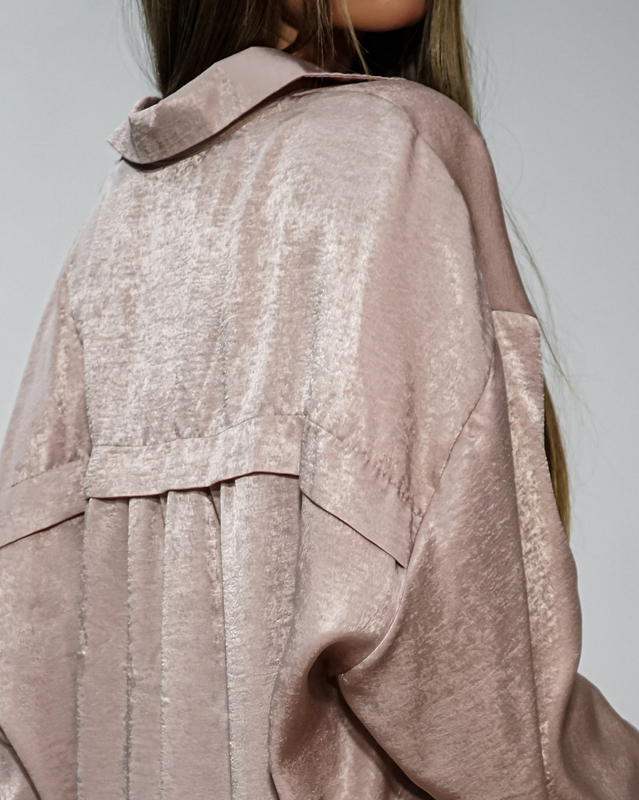 KAMA shirt gold
