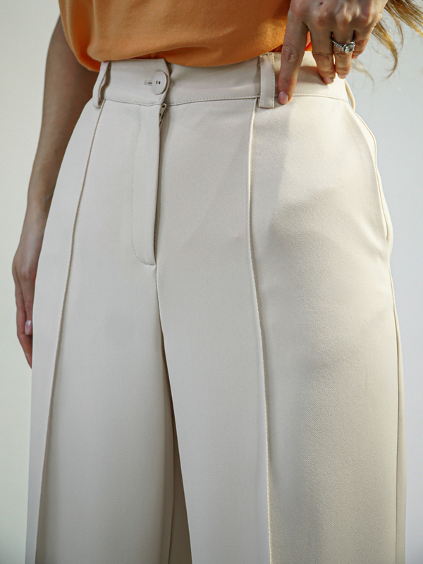 DIVID beige pants